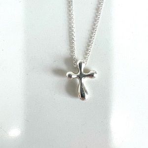 Tiffany & Co Sterling Silver Elsa Peretti Cross Pendant Necklace